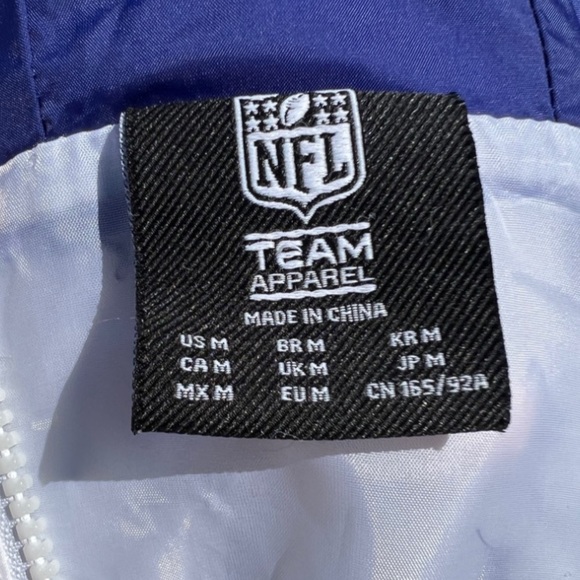 Dallas Cowboys Windbreaker - Picture 7 of 7